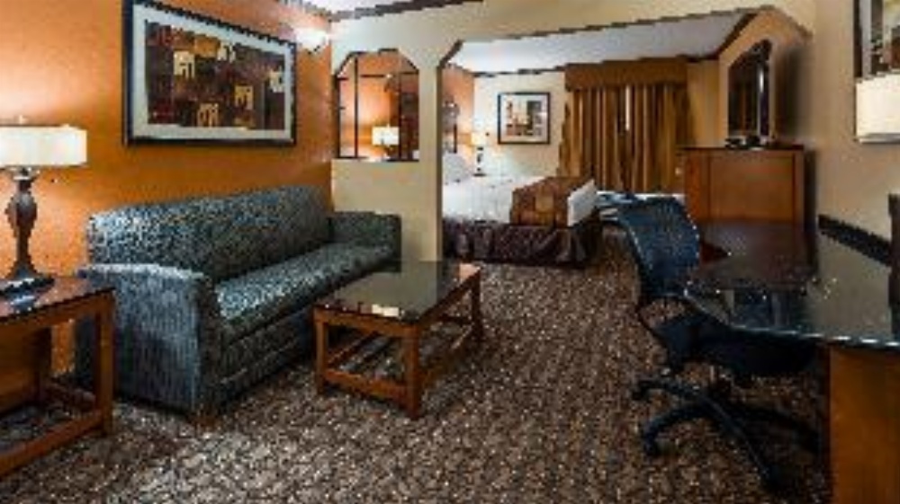 Best Western Plus Midwest Inn & Suites Main image